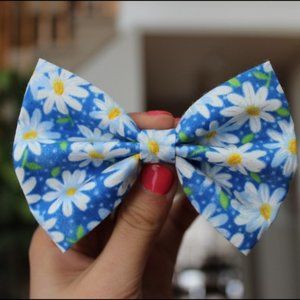 Daisy Hair Bow